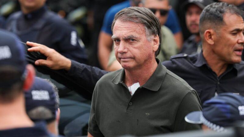 Moraes autoriza cirurgia de Bolsonaro no ombro