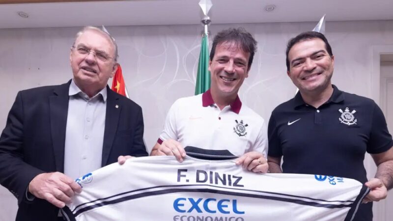 Quando Fernando Diniz estreia como técnico do Corinthians
