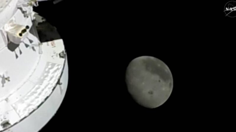 Missão Artemis II passa pelo lado oculto da Lua, vê eclipse solar e inicia volta à Terra