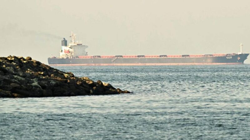 Últimos navios de petróleo de Ormuz chegam ao destino e mundo entra na fase crítica da crise energética