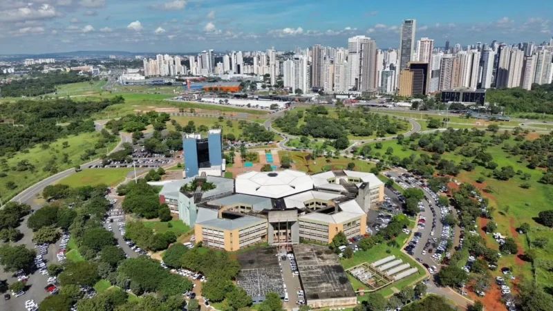 Abre e o que fecha no feriado do Dia do Trabalhador em Goiânia