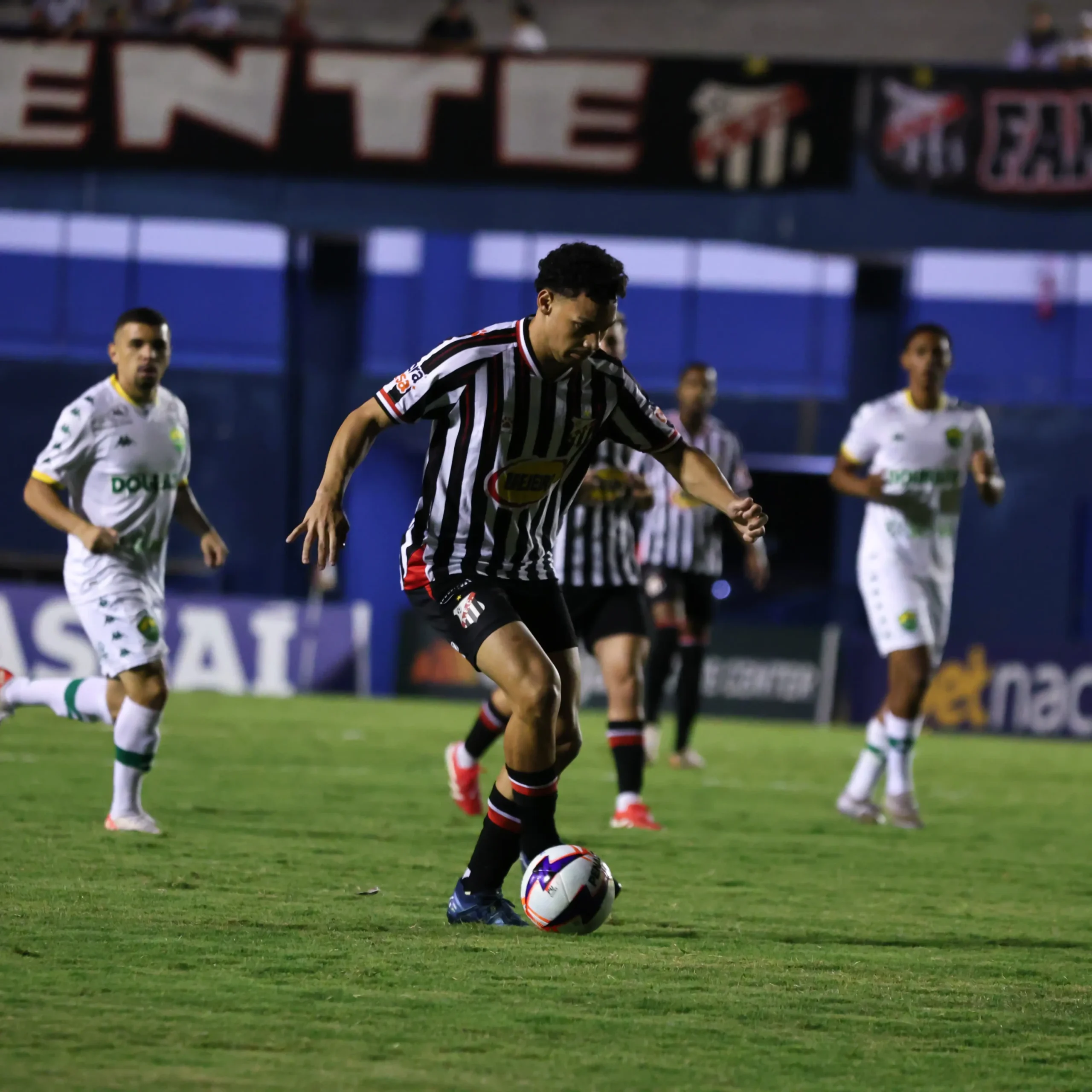 Anápolis goleia Cuiabá e se classifica na Copa Centro-Oeste
