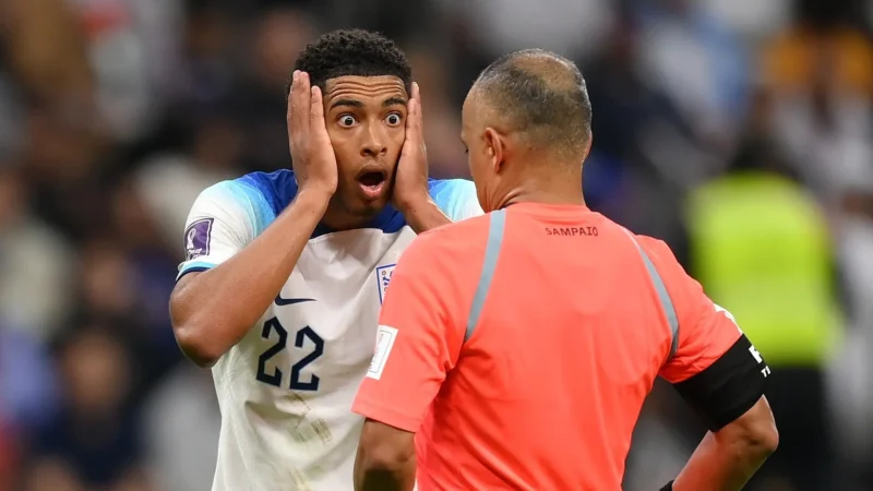 Arbitragem de Wilton Pereira Sampaio gerou revolta em jogo das quartas de final da Copa de 2022; relembre