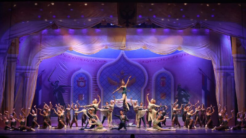 Balé Basileu França abre Festival de Dança Joinville