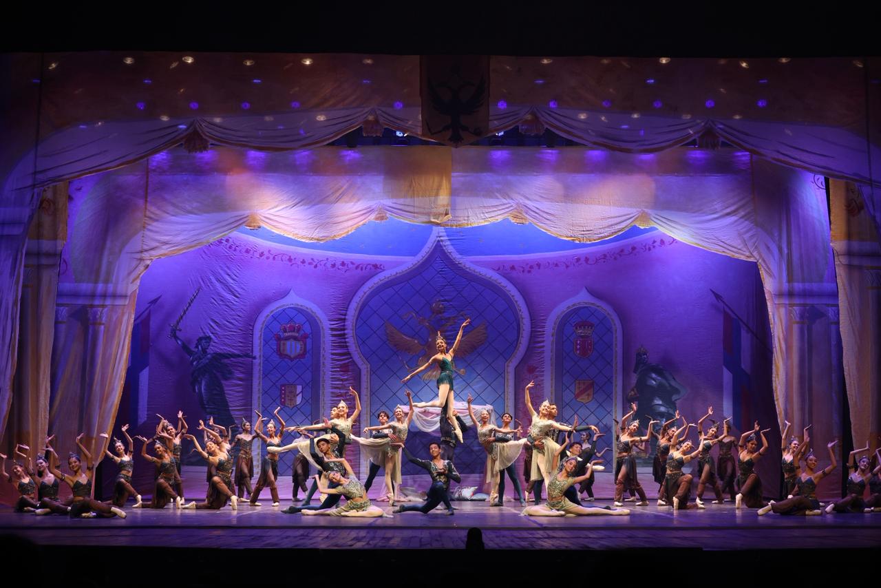 Balé Basileu França abre Festival de Dança Joinville