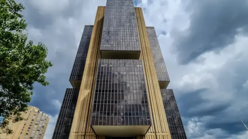 Banco Central poderá exigir auditoria de bancos e fintechs que operam o Pix