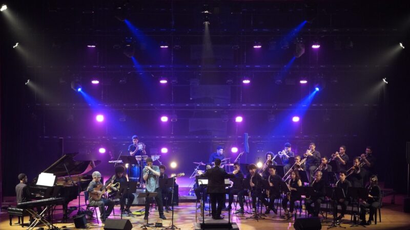 Big Band Basileu França celebra jazz e choro em espetáculo