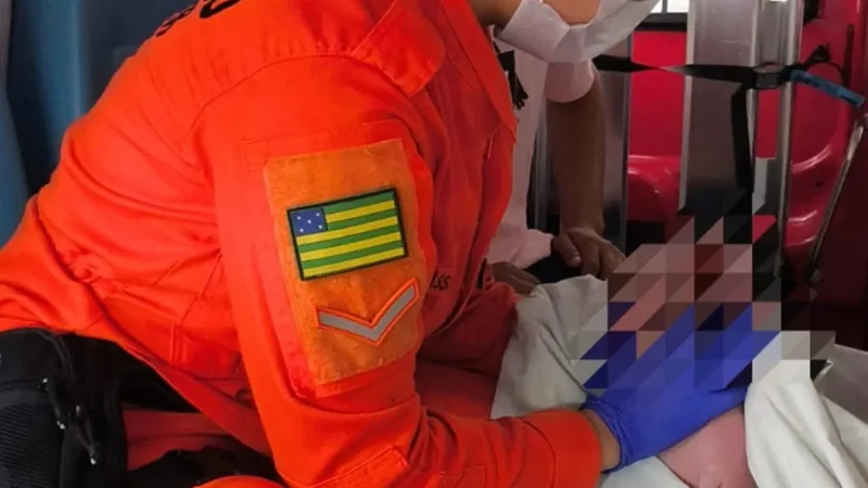 Bombeiros realizam parto de emergência em hotel de Jataí