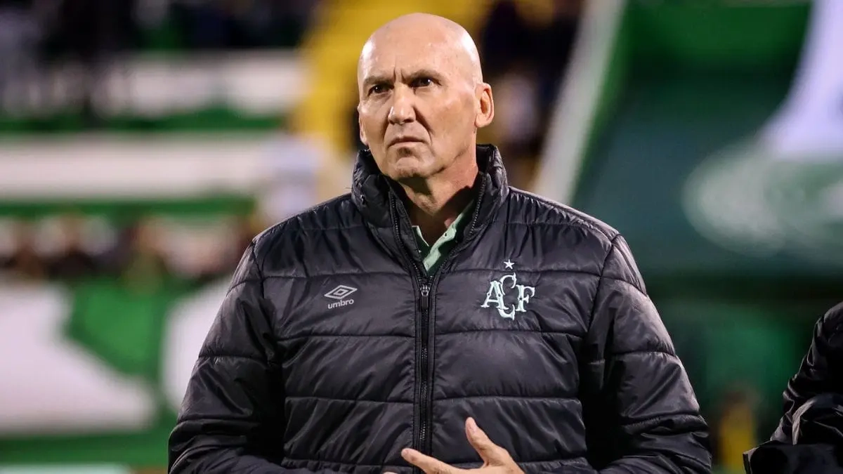 Brasileirão Série A já teve nove técnicos demitidos em nove rodadas; último foi Gilmar Dal Pozzo na Chapecoense