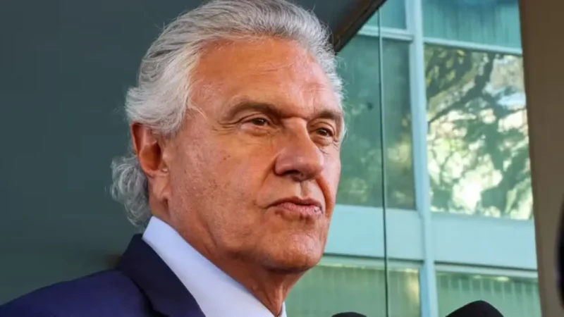 Caiado alfineta Bolsonaro e diz que slogan não deu em nada