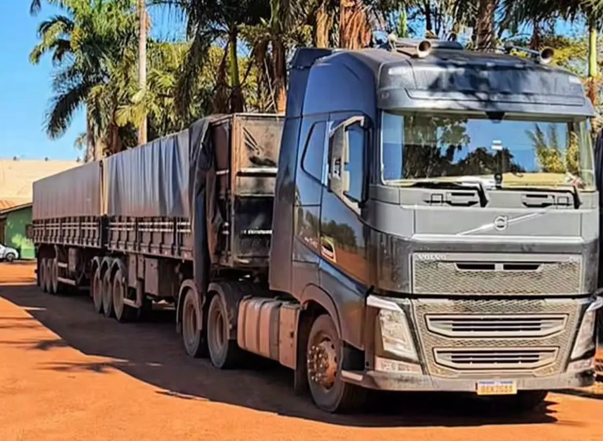 Caminhoneiro é preso com 2,5 toneladas de agrotóxicos em Goiás