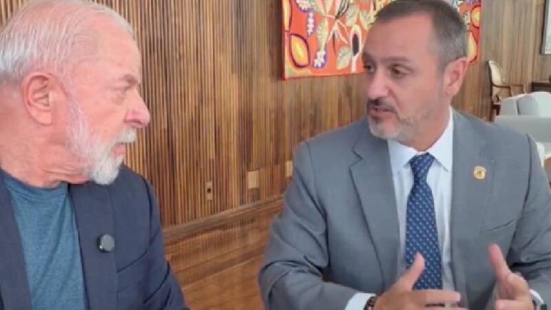 A reação de Lula à retirada de credenciais de agente dos EUA após caso Ramagem