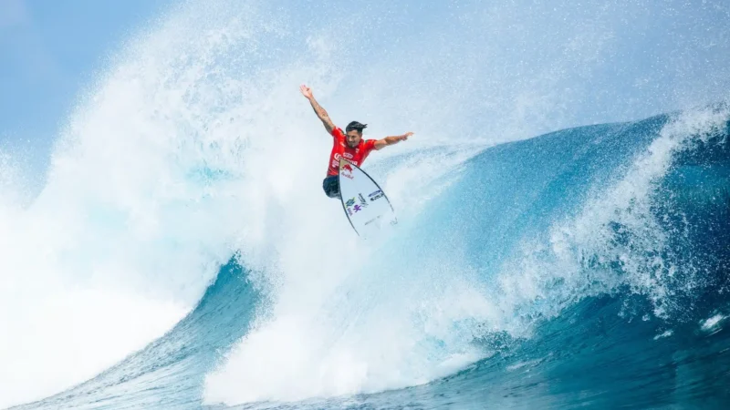 Cinco surfistas brasileiros disputam quartas de final em Margaret River