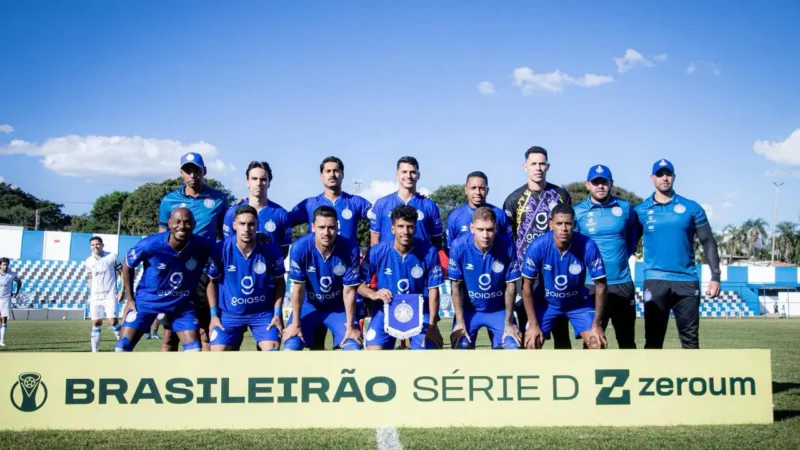 Com salários atrasados, jogadores e comissão técnica do Goiatuba paralisam atividades