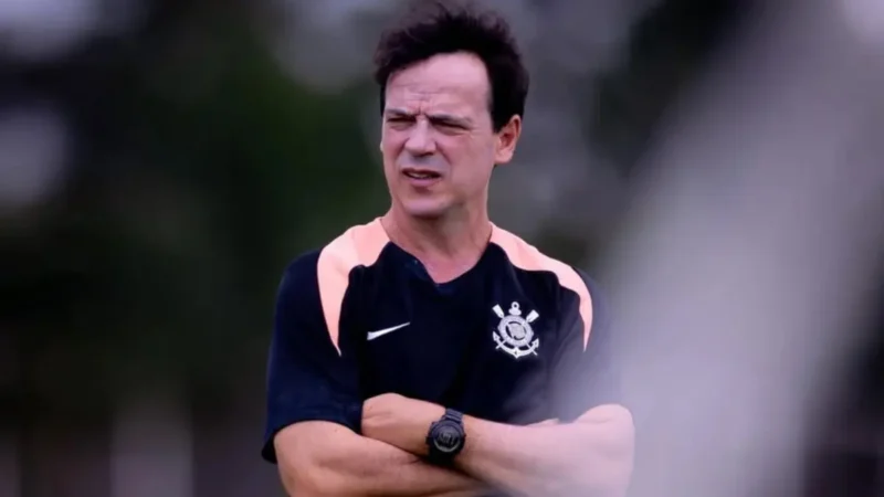 Corinthians estreia na Libertadores fora de casa e sob o comando de Fernando Diniz