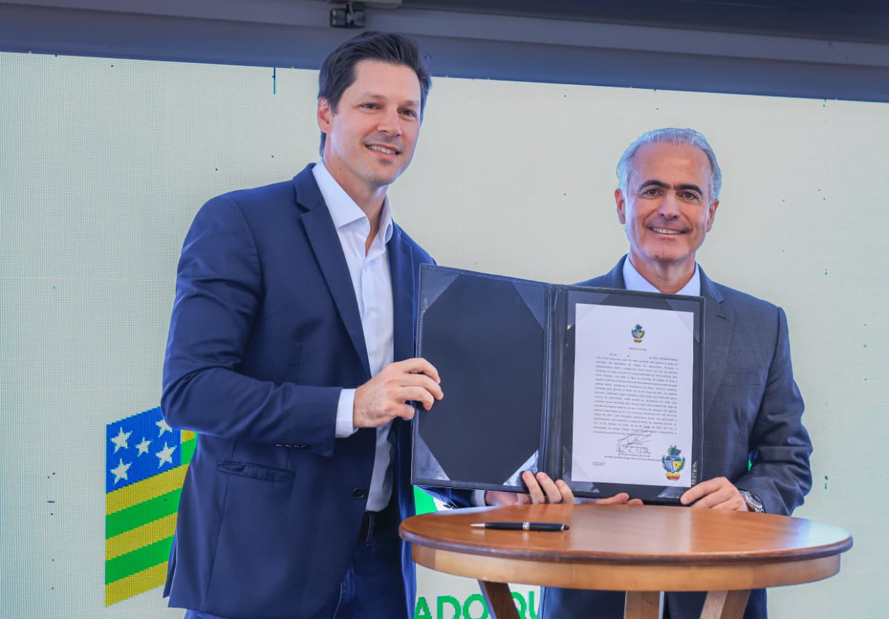 Daniel Vilela destaca diálogo ao empossar novo titular