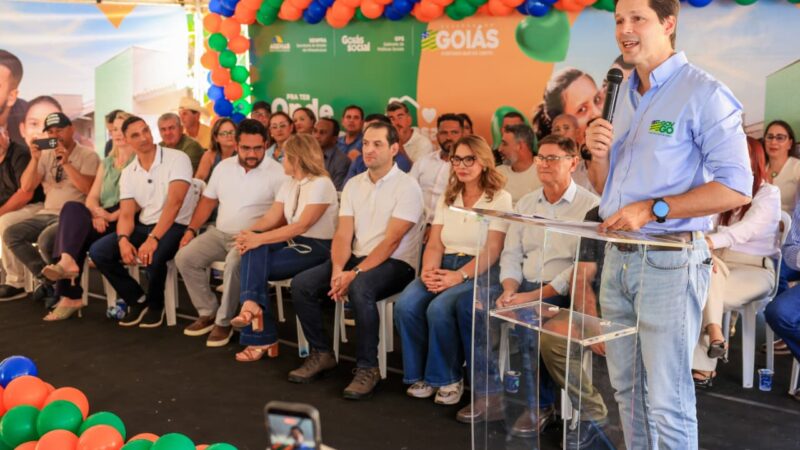 Daniel entrega casas a custo zero e destaca impacto social