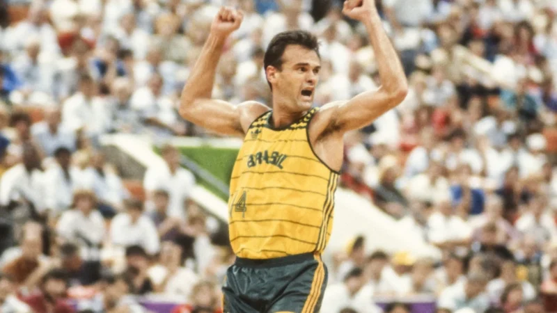 De onde vem o apelido de “Mão Santa” de Oscar Schmidt?