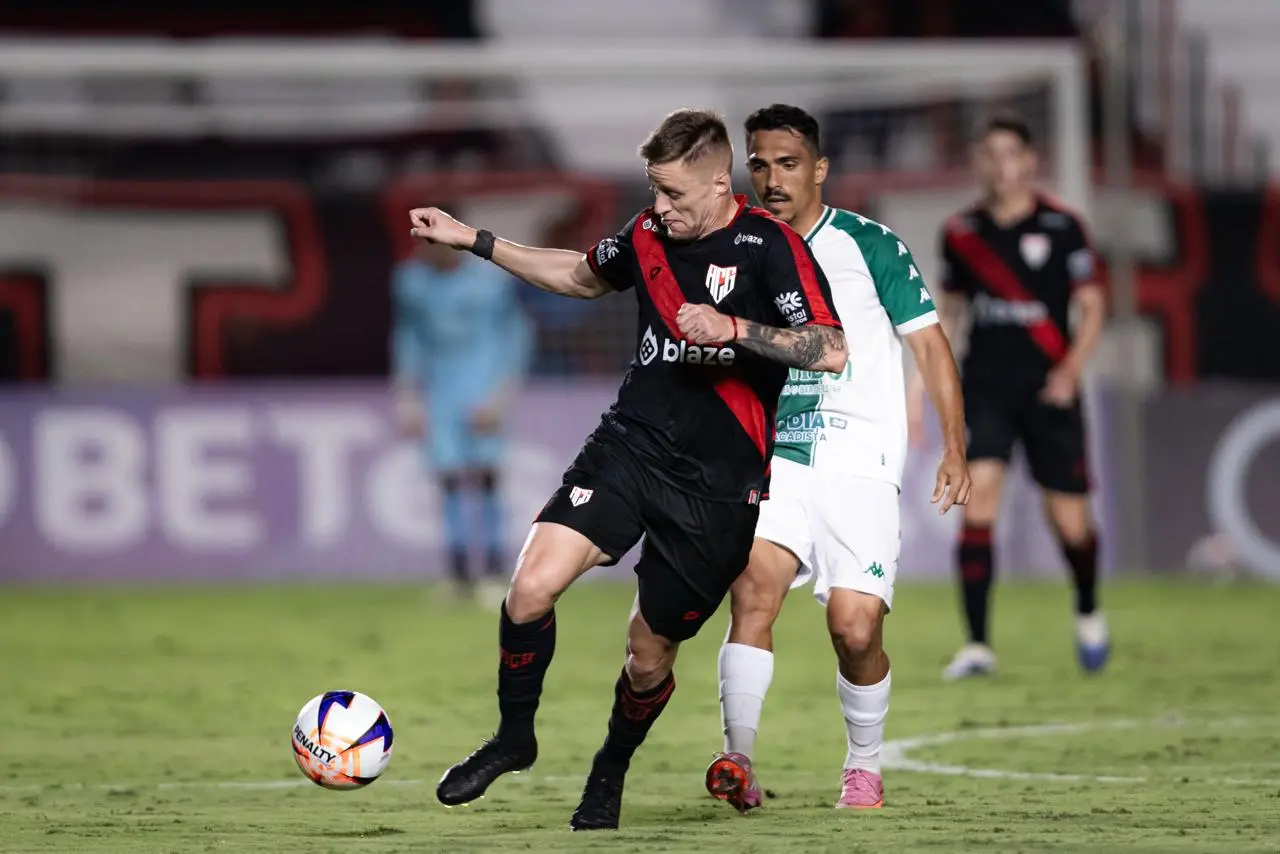 Em casa, Atlético perde para o Gama e dá adeus à Copa Centro-Oeste