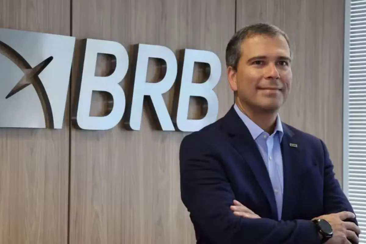 Ex-presidente do BRB troca de advogado para fechar delação