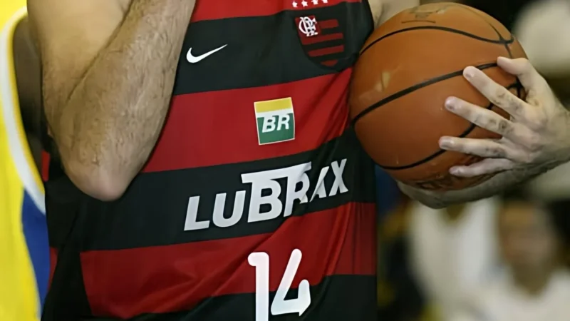 Flamengo aposenta a camisa 14 em homenagem a Oscar Schmidt