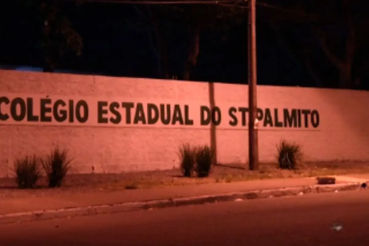 Garota que será julgada por queimar colega diz que sofreu bullying pelo bronzeado