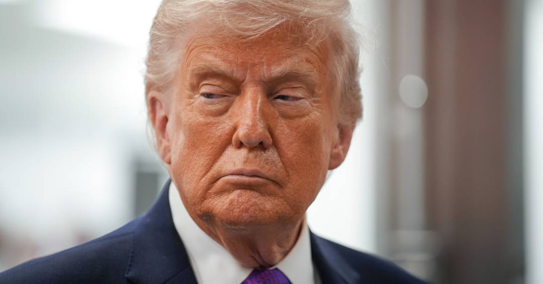 ‘Única razão de estarem vivos é para negociar’, diz Trump sobre Irã