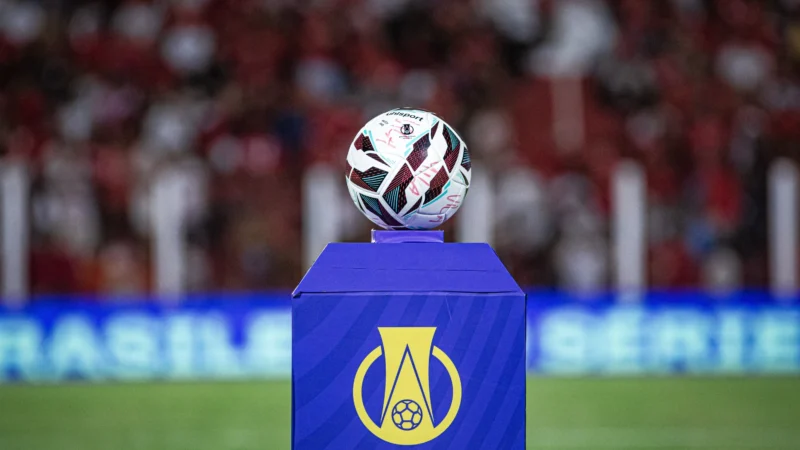 Goiás, Vila Nova e Atlético entram em campo neste domingo (26/4); confira a arbitragem da rodada na Série B