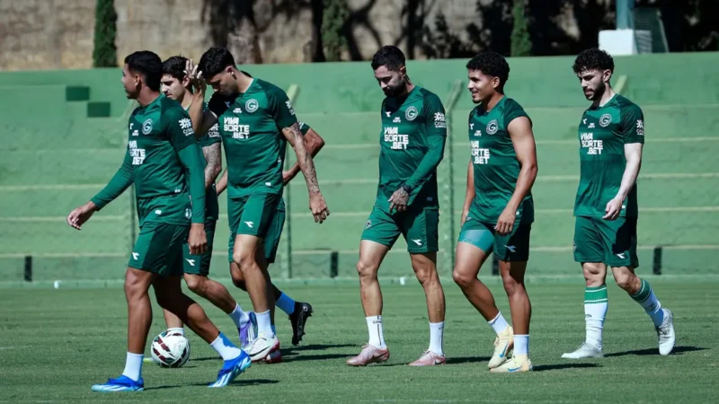 Goiás pode ter novidades na equipe titular no duelo contra o Criciúma; confira a provável escalação