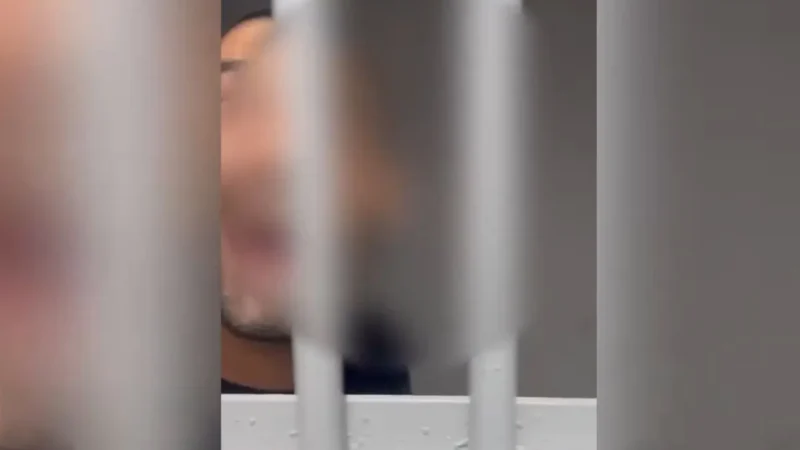 Homem invade e causa alvoroço em delegacia em Trindade