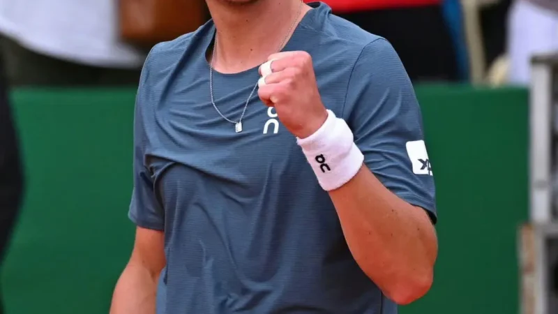 João Fonseca domina canadense e vence na estreia do Masters 1000 de Monte Carlo