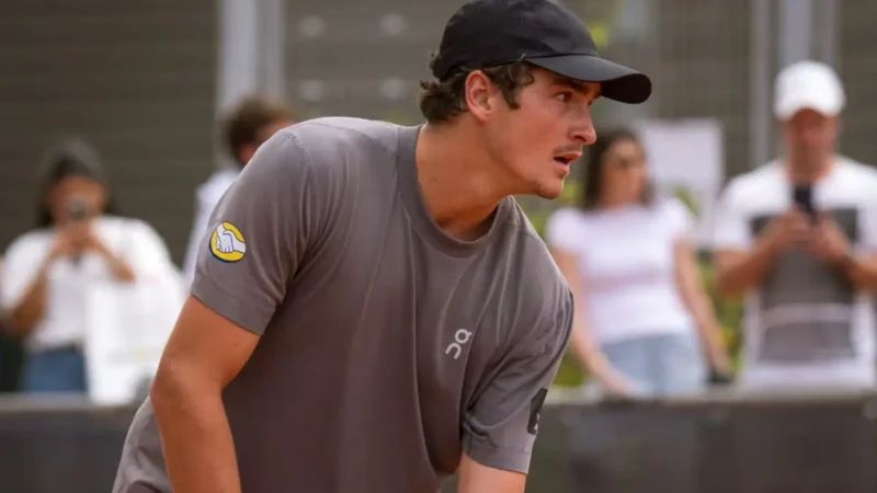 João Fonseca garante retorno ao Top 30 do mundo com vitória de Sinner sobre Jodar no Masters 1000 de Madrid