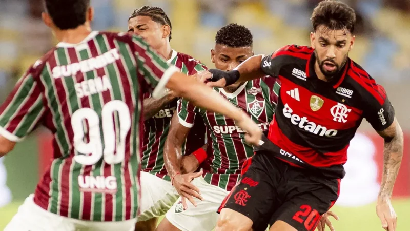 Jogos do Brasileirão têm apenas metade do tempo de bola rolando, mostra levantamento