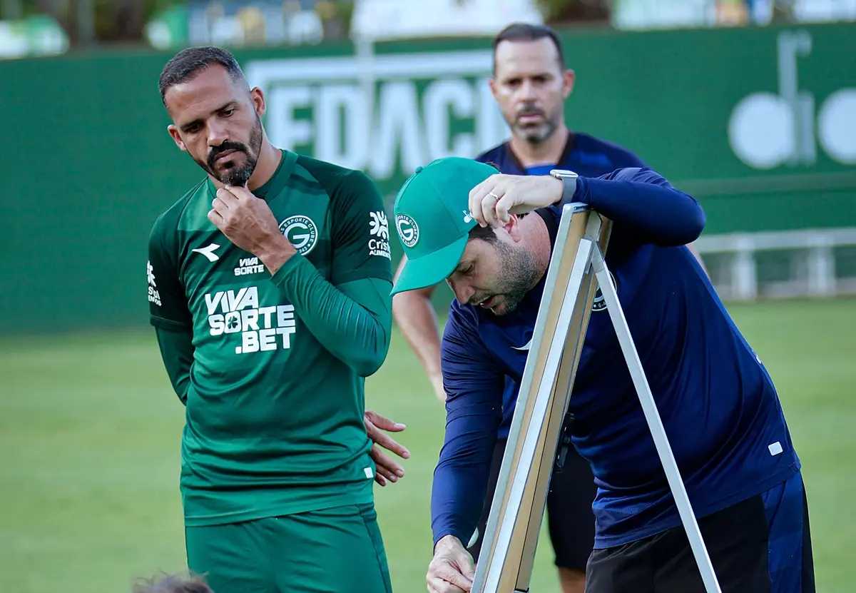 Juventude x Goiás; veja a provável escalação do esmeraldino para enfrentar o rival gaúcho