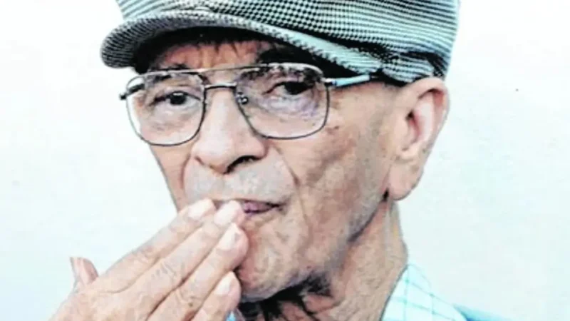 Mensagem psicografada de Chico Xavier de 1955 acertou 88% das informações, dizem pesquisadores