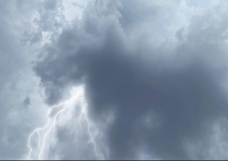 Monitoramento: Mais de 360 raios por hora em Goiás