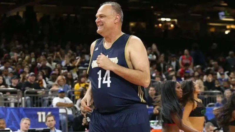 Neymar lamenta morte de Oscar Schmidt: ‘Elevou ainda mais o nível do basqueste brasileiro’