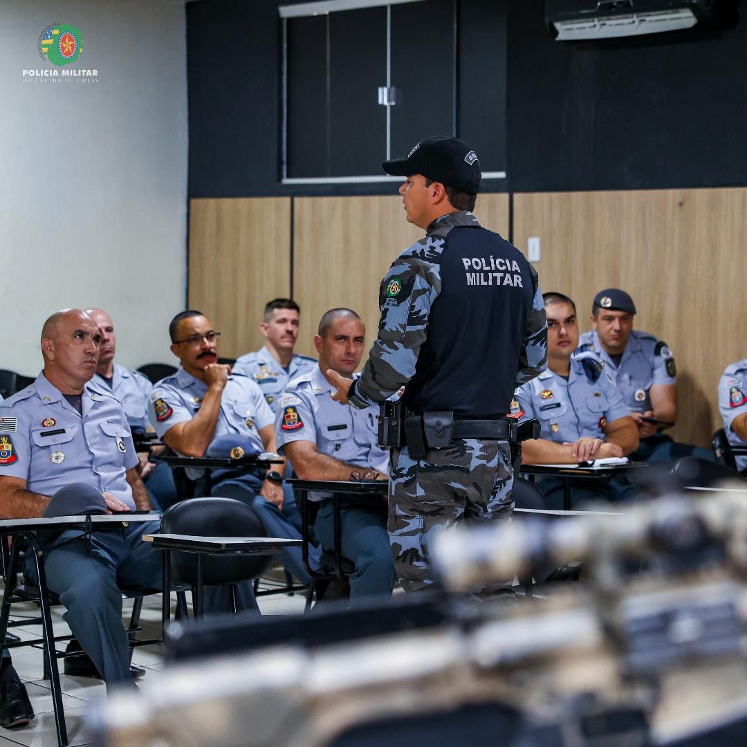 PM de SP conhece modelo de inteligência da segurança em Goiás