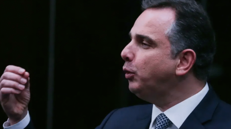 Pacheco se filia ao PSB e vai buscar partidos para decidir candidatura ao Governo de Minas