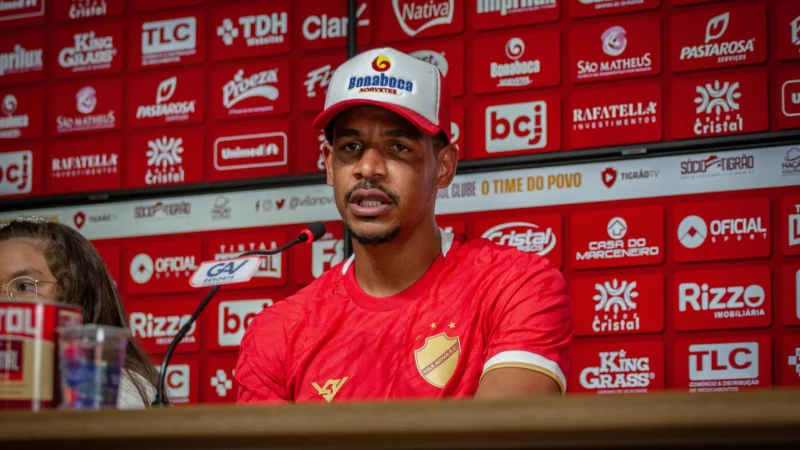 Recém-aposentado, Fernando Reges reclama de comportamento de ex-companheiros de Vila Nova: “A maioria não queria”