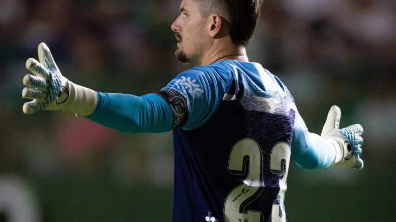 Tadeu avalia sequência negativa do Goiás, mas confia em recuperação: “sabemos onde podemos chegar”