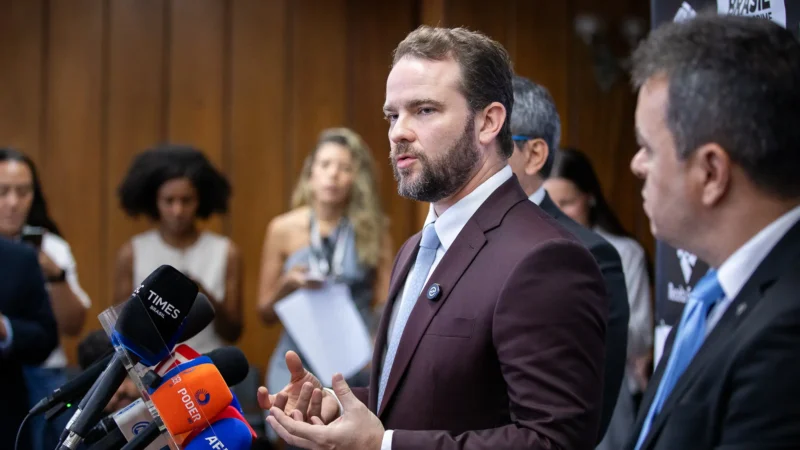 Trabalhador poderá sacar até 20% do FGTS para pagar dívidas