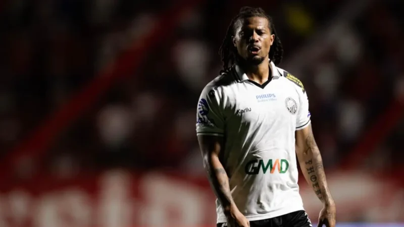 Vila Nova se pronuncia em relação à denúncia de racismo no duelo contra o Operário-PR