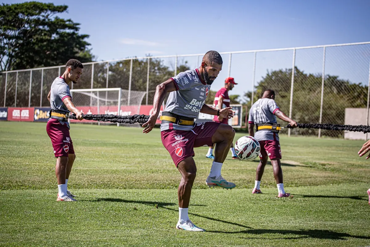 Vila Nova x Operário-PR; confira a escalação do Tigrão para o confronto direto na Série B