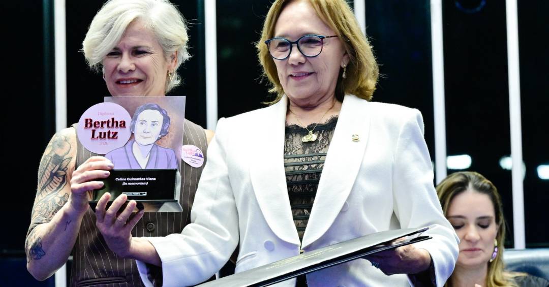 A homenagem do Senado à primeira mulher brasileira a se alistar para votar