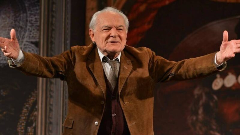 A curta temporada de peça premiada de Othon Bastos em Brasília