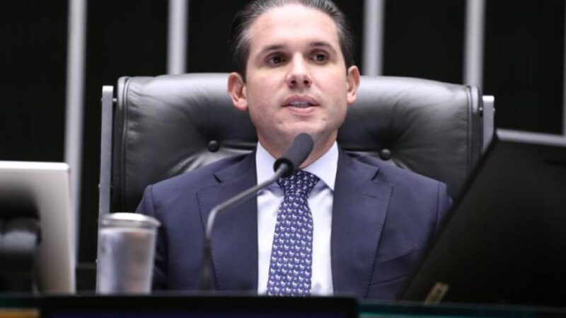 Motta alinha cronograma para acelerar PEC do fim da escala 6×1