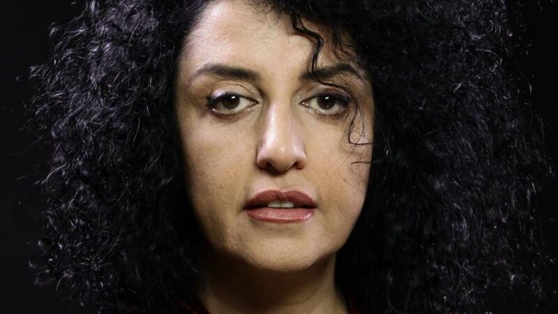 Nobel da Paz: Narges Mohammadi deixa prisão no Irã para tratamento médico