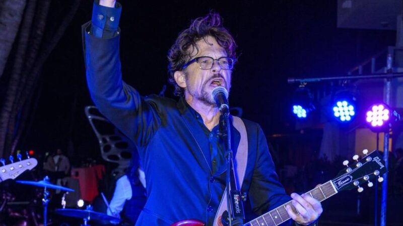 A revelação de Jason Newsted, ex-Metallica, sobre câncer na garganta