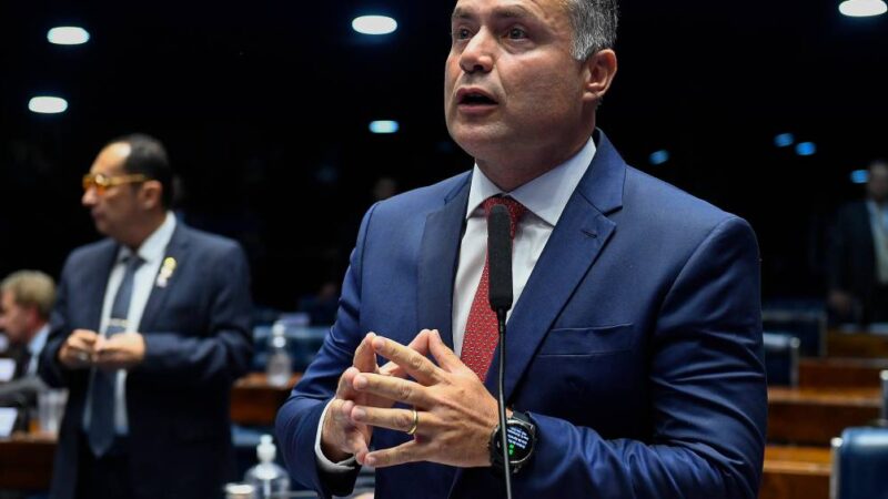 Comissão mista contraria governo e retoma exigência de exame médico para renovar CNH
